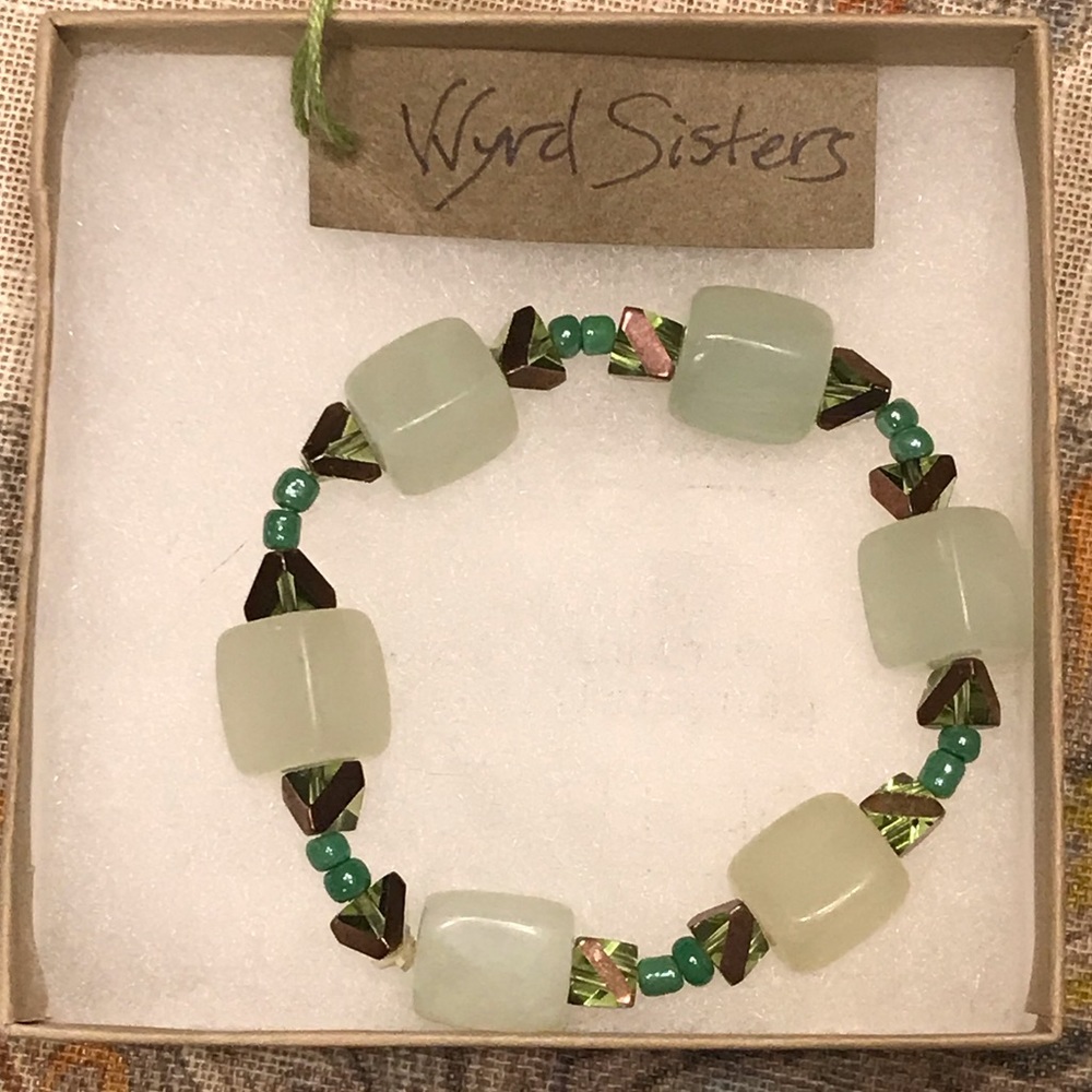 Pale green quartz and bead bracelet Wryd Sisters